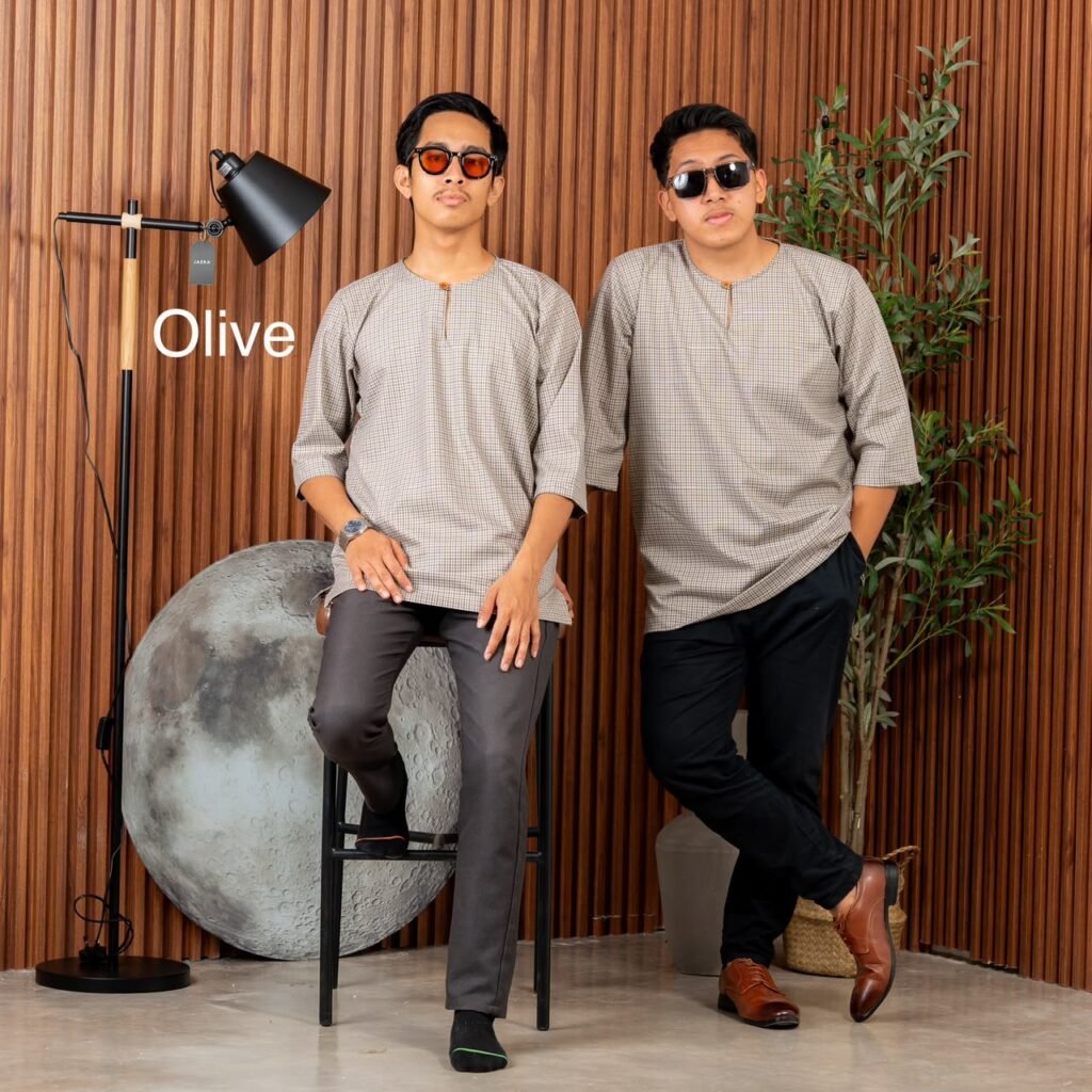 Two models wearing olive Kurta Umier